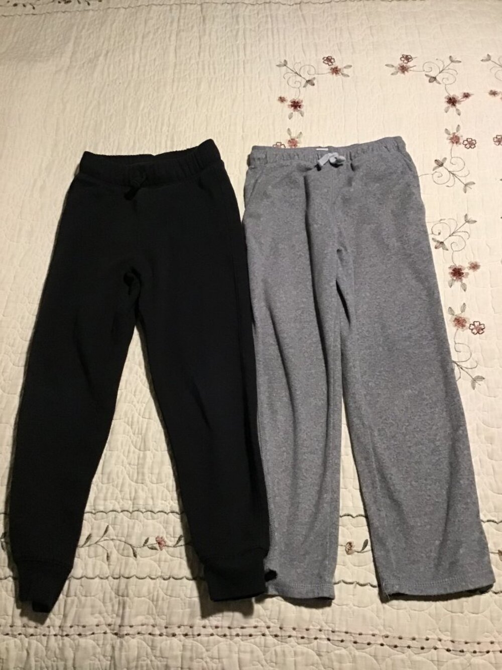 Two Pairs of Boy's Fleece Sweatpants Size 7/7Slim--Carter's & Jumping Beans